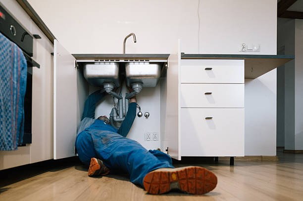 Professional Leak Detection technician working in Johnsonburg, PA